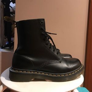 Black Dr. Martin boots